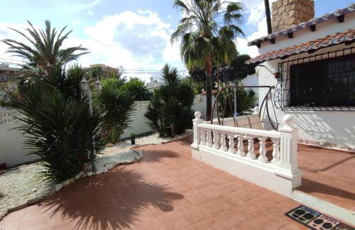 Villa con piscina a un paso de la playa - Photo 31