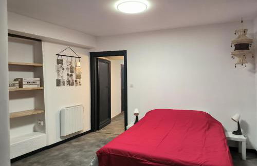 Duplex plein centre de Florac - Foto 15