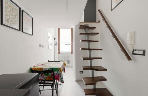 GuestHost - Studio APT with WIFI & AC- Milano Calvairate - Foto 3