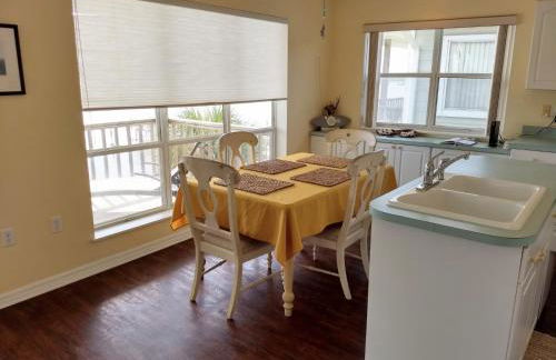 Seahorse Landing #503 Gulf Front Vacation Condo - Foto 6