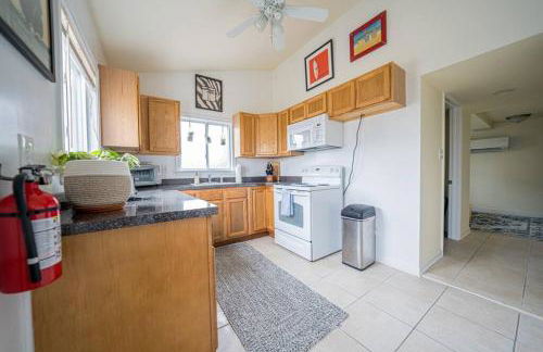 2Units 4BR 3BA Cape Cod Designer House - Foto 4