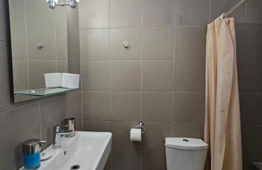 Zefyros Super Cool Apartments next to Alimos Riviera - Foto 76