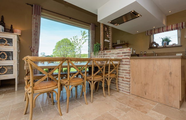 Bertrix Hot Tub & Garden Stay - Foto 16