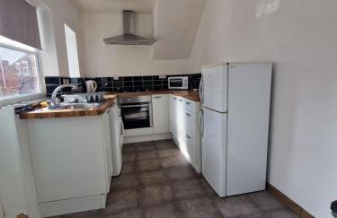 Spacious 2-Bedroom Home Comfortable Stay for 4 - Foto 13