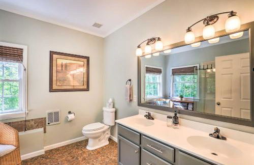 Peaceful Pisgah Mountain Getaway with Hot Tub! - Foto 15