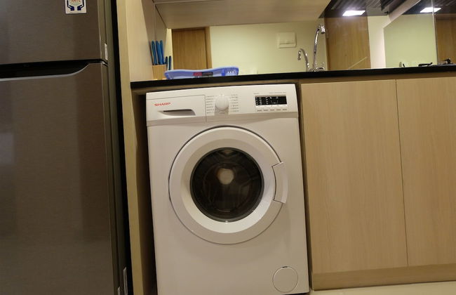 Artistic Studio Apartment at The Oasis Cikarang - Foto 22