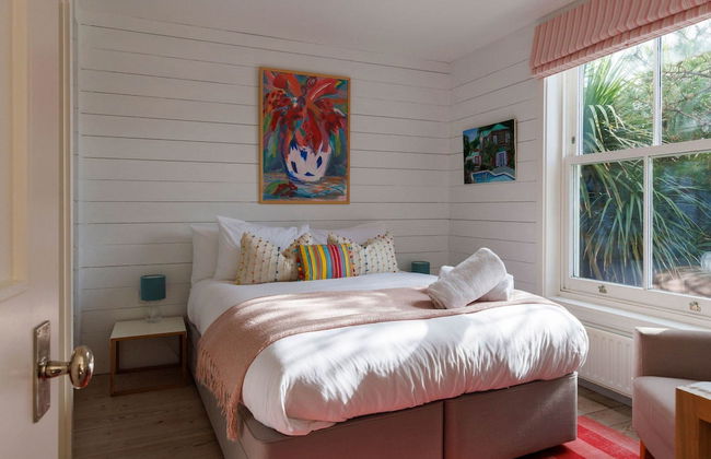 Beachfront House w Pool Steam - Photo 35