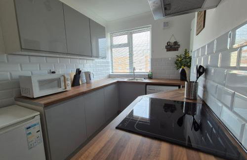 2 Bed Maisonette with Sofa Bed - Ideal for Groups #26C - Foto 11