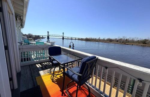 Waterfront Sunset Views in Port City Wilmington NC - Foto 1