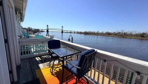 Waterfront Sunset Views in Port City Wilmington NC - Foto 1