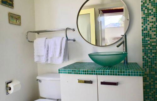 Live the Mid Mod Life at Mariposa Palms - Foto 51