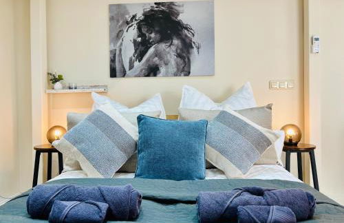 MoonDayHomes - TopLocation I 4Persons I Gallery Maisonette Boutique Apartment PERA - Foto 1