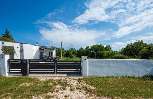 Gorgeous Home In Koromacno With Wifi - Foto 10