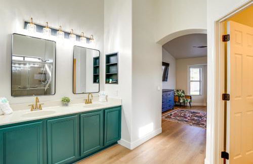 Putting Green and Pool! Peoria Home Near Sports - Foto 13