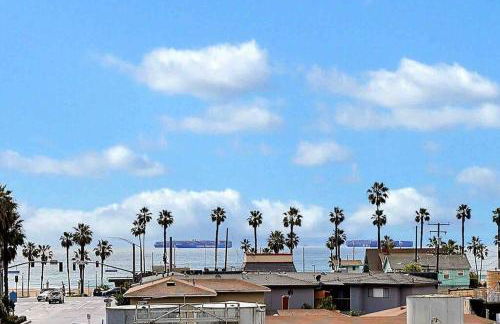 Coastal Paradise . Steps to the beach . Pool . Hot Tub - Foto 51