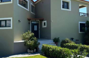 Pagonis Studios - Photo 1