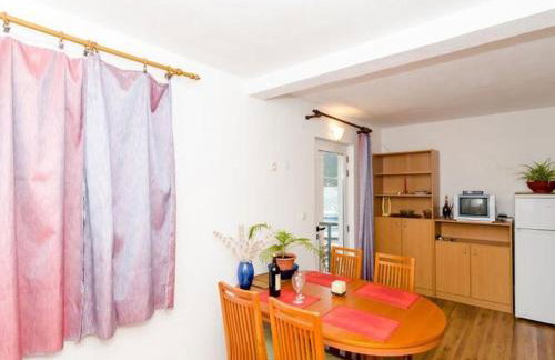 Apartments Ere Zuronja-One-Bedroom Apartment with Sea View 3 - Photo 4