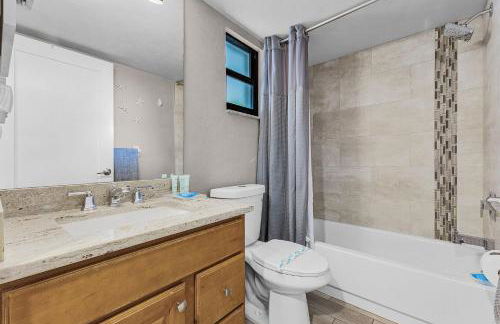 Park Shore Resort Top Floor 2 Bed 2 Bath Sleeps 6 - Foto 19