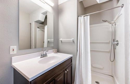 Landing Chic 1BD Courtyard - Foto 15