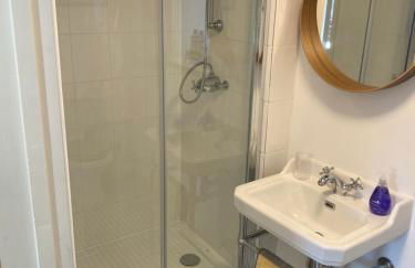 Cosy Cotswolds Self-Contained One Bedroom Cottage - Foto 9