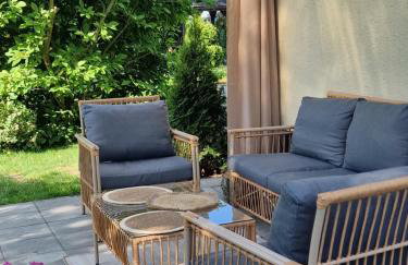 "Jabłonie i grusze" Nice home in a big garden with sauna and wifi - Foto 1