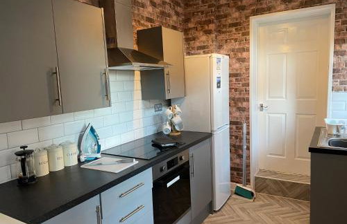 Howe - Newly refurbished 2 bedroom flat Free Parking - Foto 11