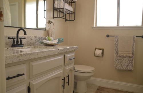 Beautiful 3 bedroom home located near Yosemite - Foto 15