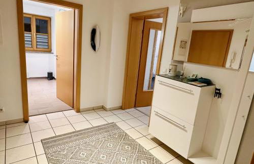 Zentrales City Apartment, Penzberg, 2 Schlafzimmer, Balkon, Parkplatz - Foto 31