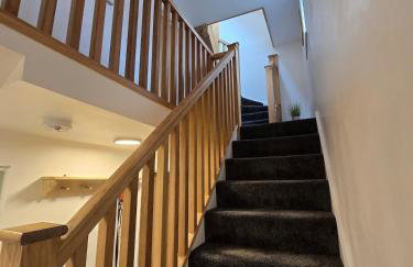 5 Bedrooms, Pool Table, Sleeps 10, Contractor Stays, Family Gatherings - Secure Free Parking - Foto 21