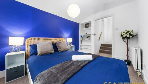 Stylist and Cosy 3 Bed House Leytonstone Sleeps 7 - Foto 2