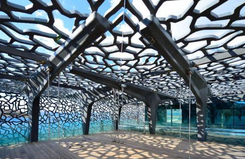 Spacious & bright apartment Joliette district - Foto 1