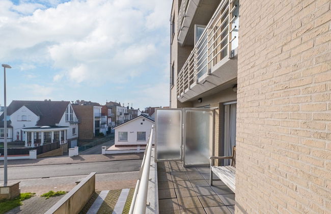 Quiet Apartment With Sunny Terrace - Photo 23