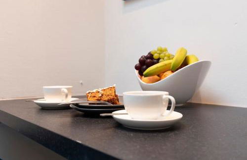 Town centre & all the comforts! - Foto 9