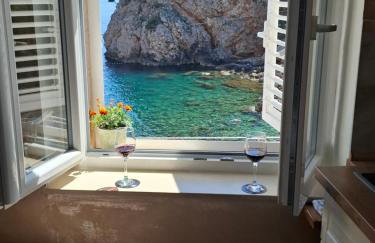 Charming Heaven on the beach - Newly opened - Photo 1
