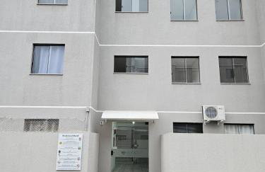 Apartamento inteiro, ar-condicionado e vaga de garagem - Foto 7