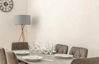 Spacious Two Bedroom Apartment in Battersea, Free Parking - Foto 11