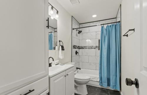 Spacious 4 Bedroom Family Retreat in the Heart of McKinney, TX - Foto 24