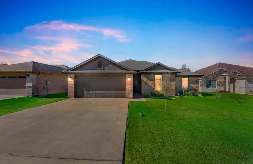 New Modern Bohemian Home Minutes from Epic Waters Indoor Park, Andretti Indoor Karting & Games, AT&T Stadium, Globe Life, Six Flags, Texas Life - Foto 1