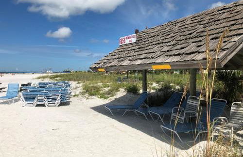 1205 PD Experience Coastal Charm in this Townhome - Foto 1