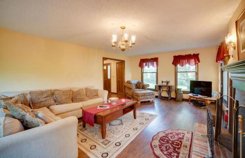 Dayton Home with Pool and Deck on 37 Private Acres! - Foto 5