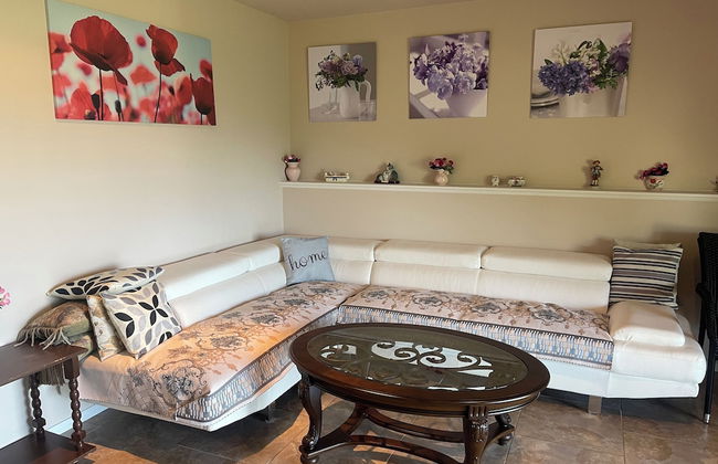 Downtown Private Villa within Four Seasons - Photo 14