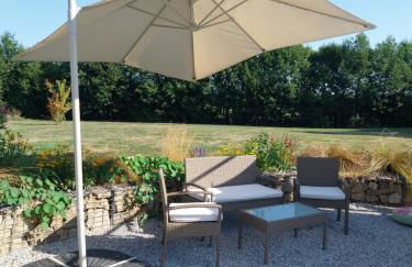 Beautiful 2 bed cottage with swimming pool - Foto 41