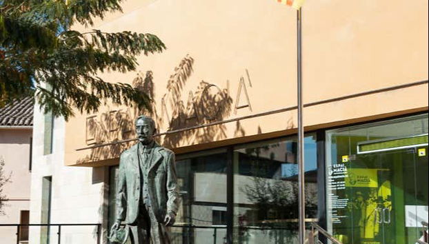 Espai Macià Interpretive Center