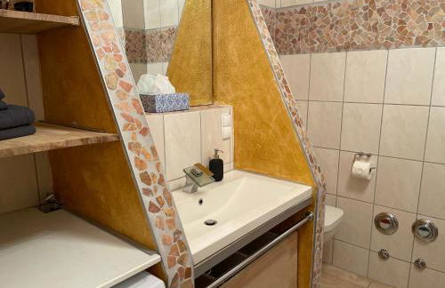 Walhalla-Apartment - Highspeed WLAN - Netflix - Südbalkon - Foto 16