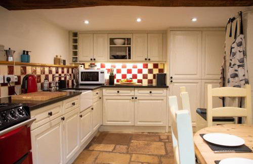 Top Cottage, Oddington - Photo 2