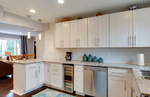 Charming Baltimore Getaway - 5 Miles to Downtown! - Foto 7