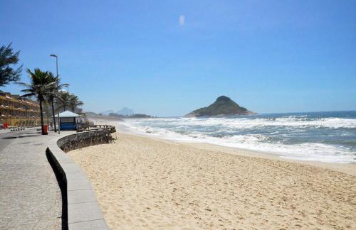 Rio de Janeiro - 2 qtos - Piscina - ar cond - completo - praia Recreio dos Bandeirantes - Foto 1