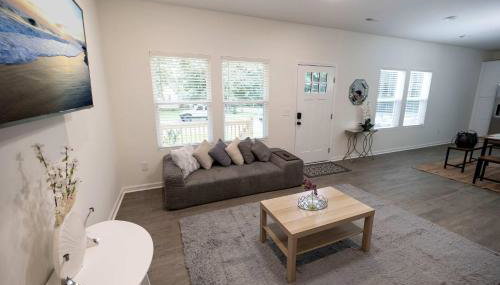 4 Min to Downtown - 10 Min to Elon - Washer and Dryer - Foto 2