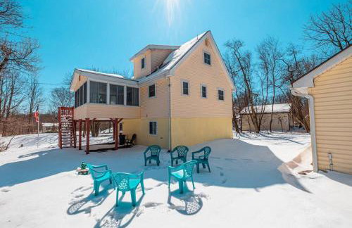 PoconoChalet-Hot Tub-Grill-Firepit-Games - Foto 9