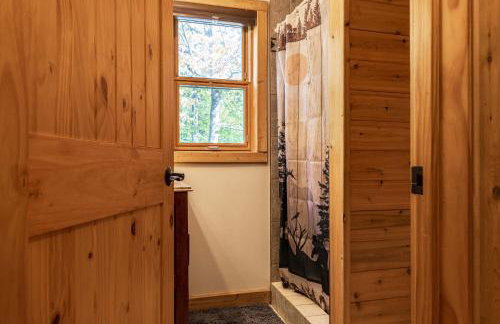 Aurora Basecamp at Pictured Rocks Sleeps 10 - Foto 15